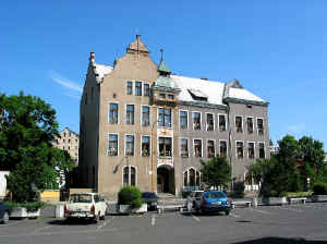 Eulau_Buergerschule.jpg (81550 Byte)